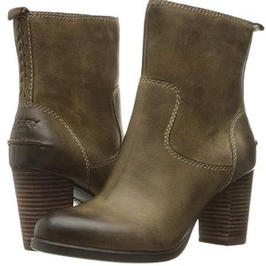 Sperry Top Sider Dasher Grace Khaki Boots 9.5M